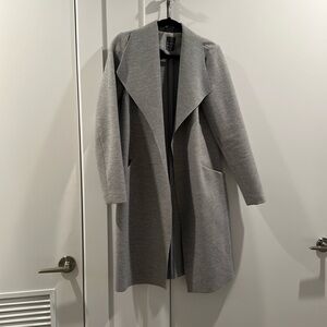Primary grey coat